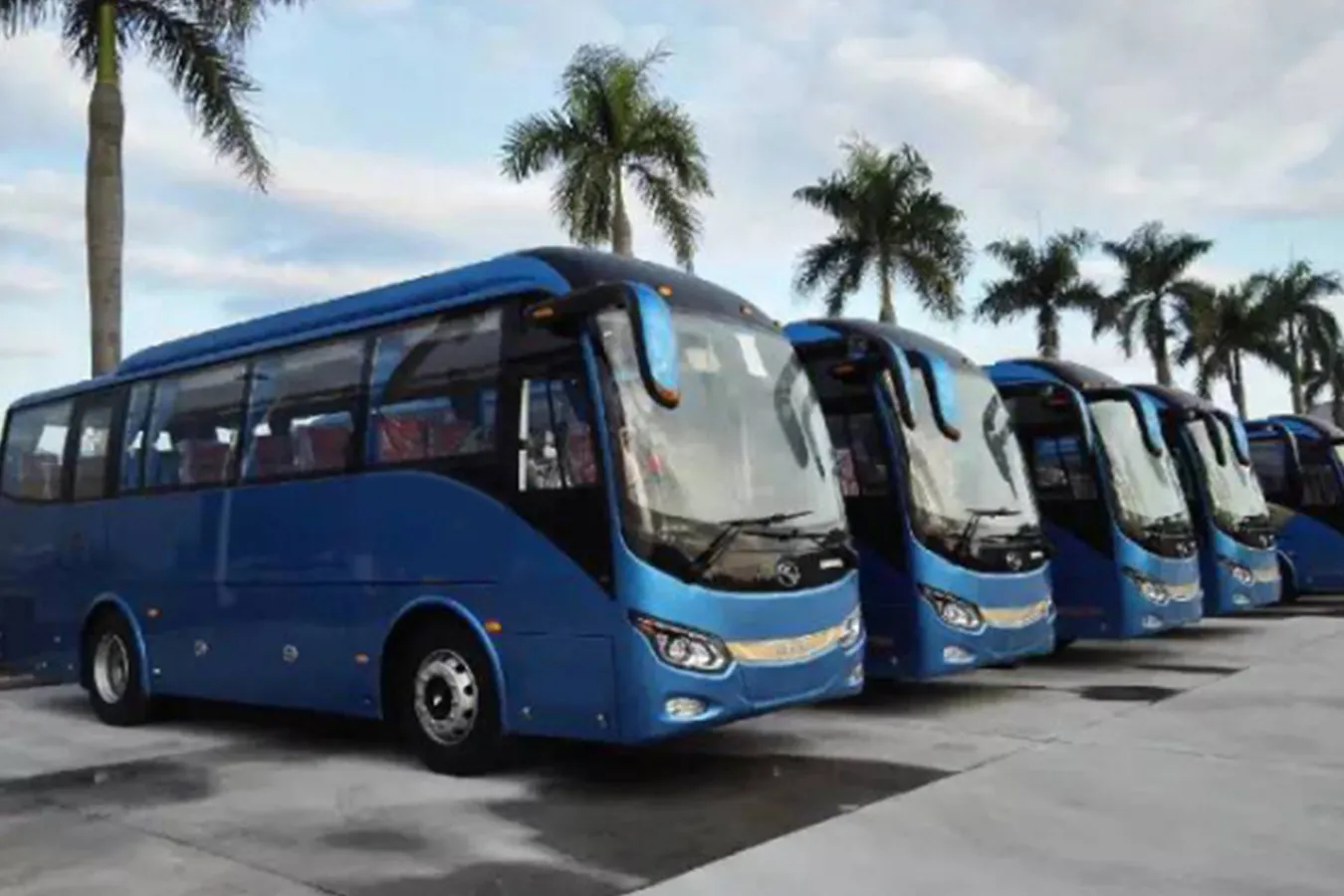canalog-bus-dubai-to-abu-dhabi-car-lift
